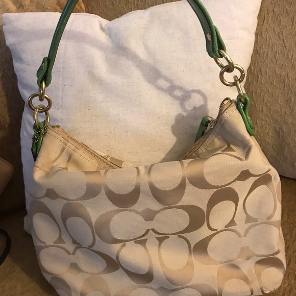 Coach purse - Apple green and tan - Picture 3 of 5
